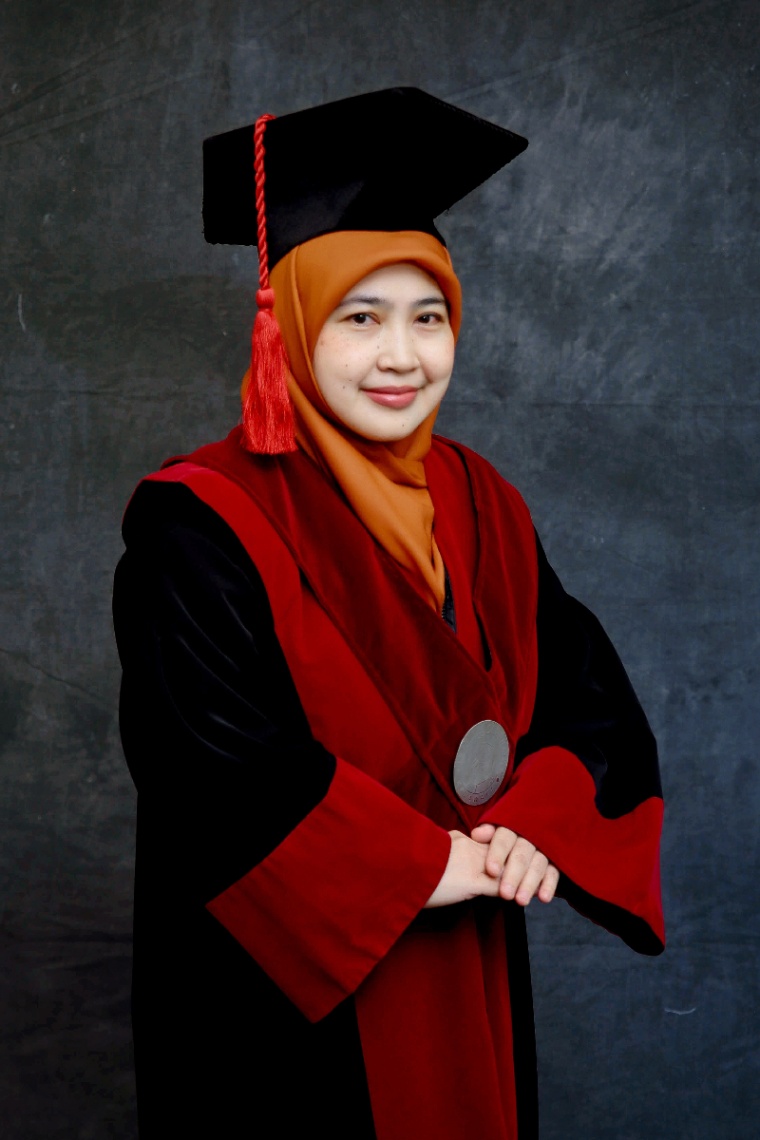 Dr. apt. Purwaeni, S.Si., M.Si.